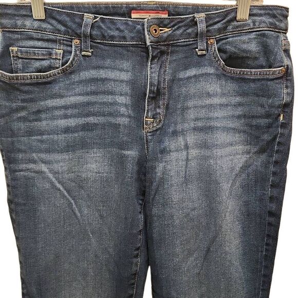 Tommy Hilfiger Women's Blue Five Pocket Style Curve Straight Jeans Size 10 - Picture 6 of 15
